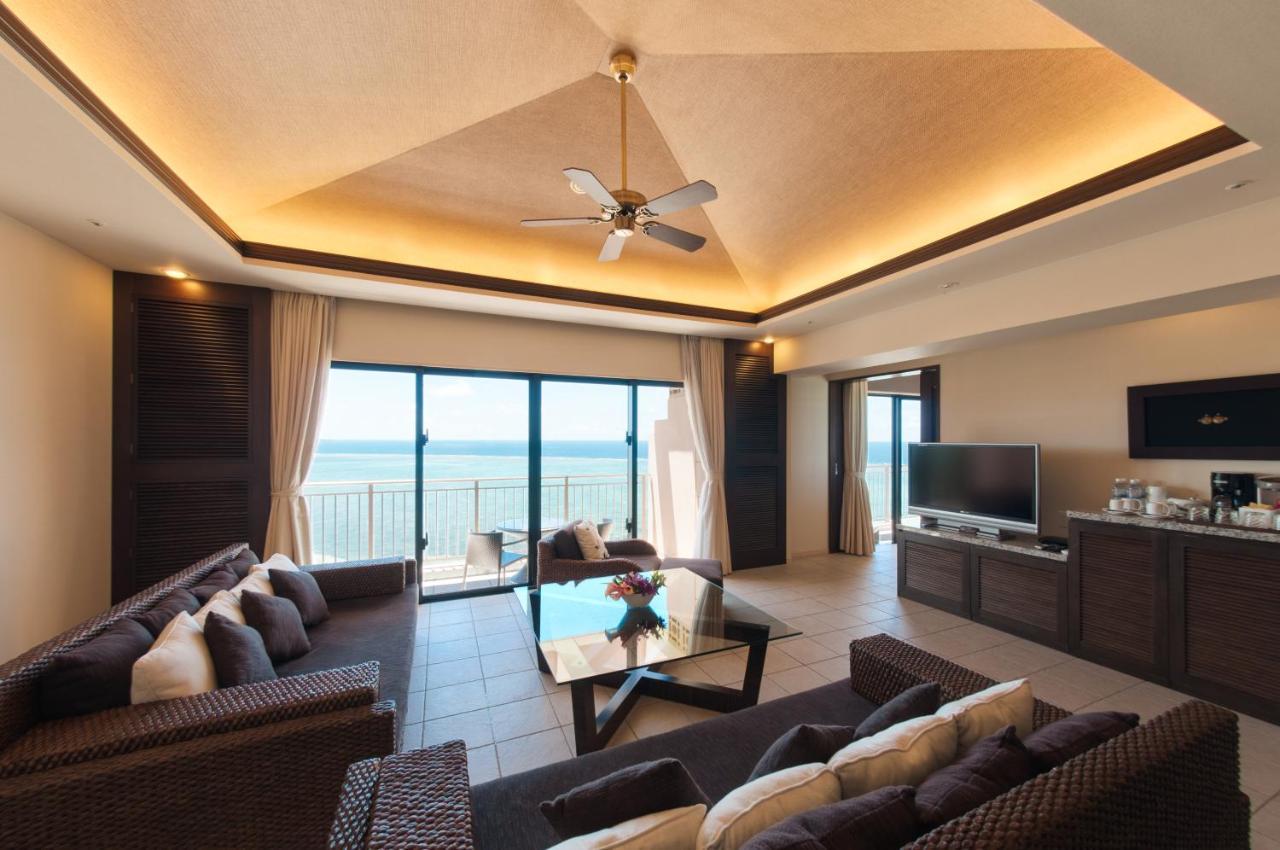Kafuu Resort Fuchaku Condo Hotel Онна Экстерьер фото