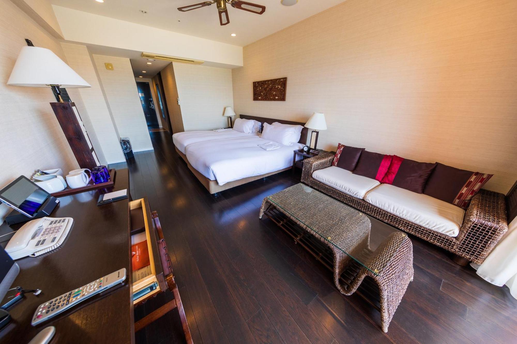 Kafuu Resort Fuchaku Condo Hotel Онна Экстерьер фото